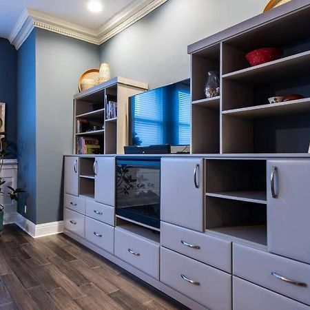 Downtown Sophistication/ Two Bedroom / Two Bath ルイスビル エクステリア 写真