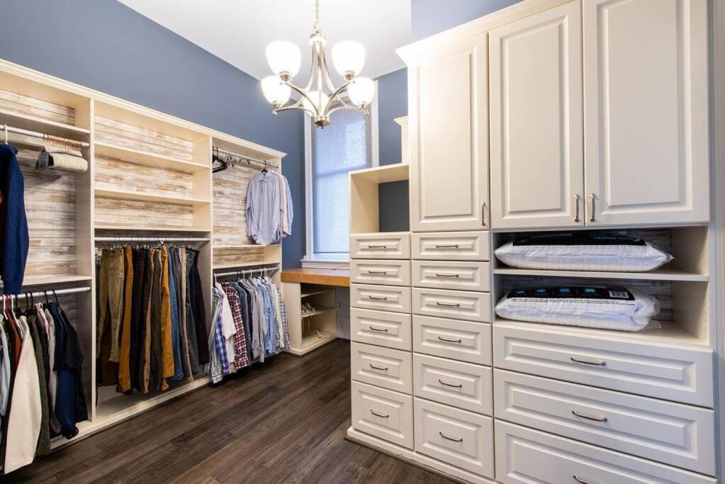 Downtown Sophistication/ Two Bedroom / Two Bath ルイスビル エクステリア 写真